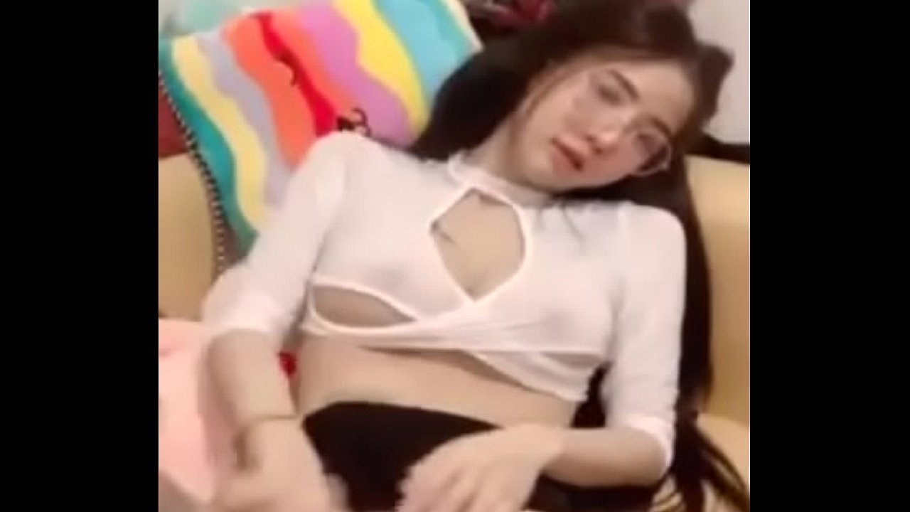 คลิปเด็กฟรีไลฟ์สดของสาวไทยสุดเซ็กซี่โชว์เต้านมโชว์หีให้รู้สึกเงี่ยน